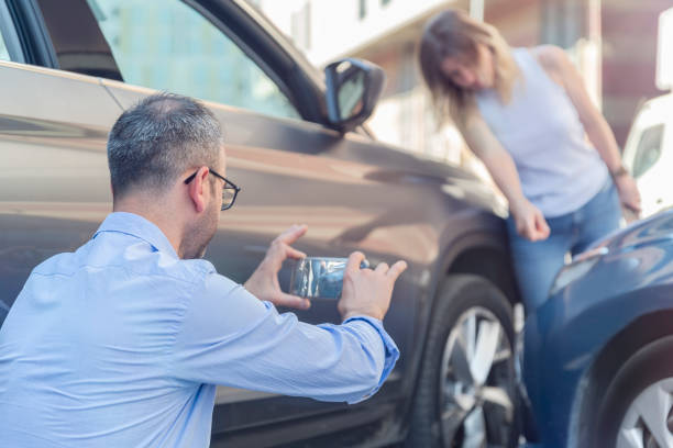 Professional Car Insurance Near Me technician working in Doral, FL